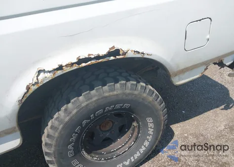 1989 Ford Bronco U100 из США, поврежденный, VIN 1FMEU15N8KLB05306